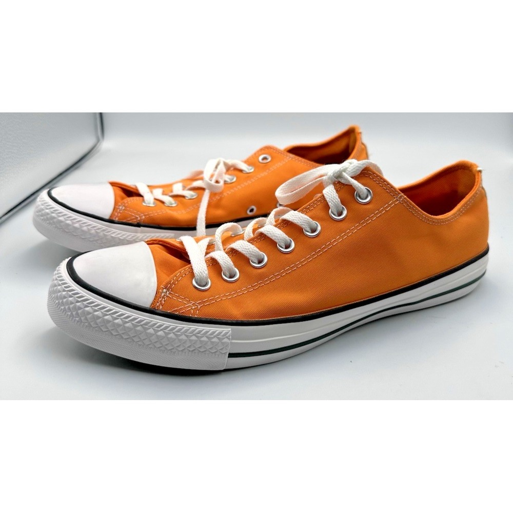 converse chuck taylor all star sneakers size 11.5 orange low top